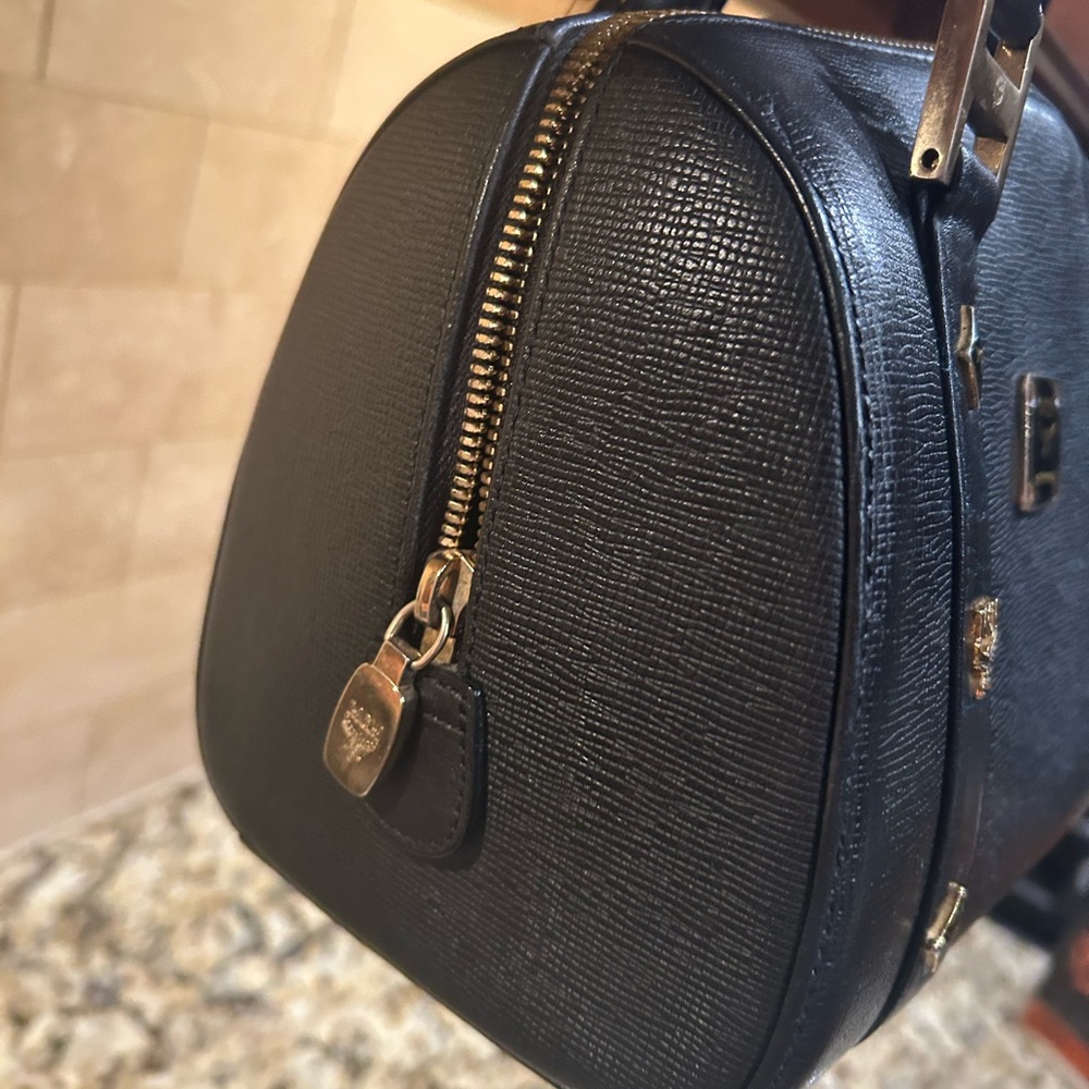 MCM Mini / Small Boston Satchel – Black Leather (München Plaque) - Picture 4 of 10